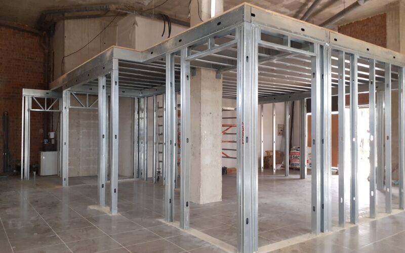 Altillo estructural en Cornellà de Llobregat