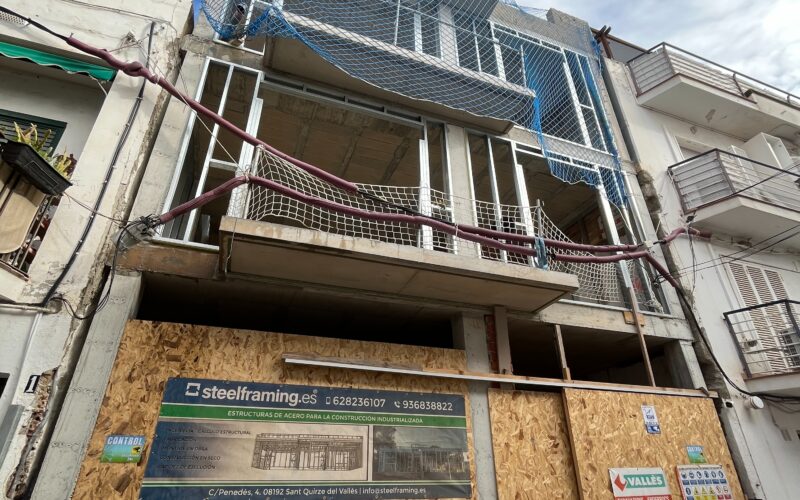 Cerramiento de viviendas en Sitges